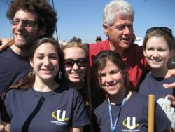 Bill Clinton with students at CGIU