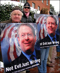 Climate skeptics with Gore 