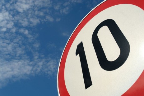 "10" on a road sign