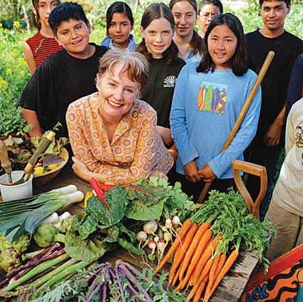 Alice Waters and schoolkids