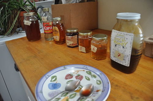 Honeys for sampling.