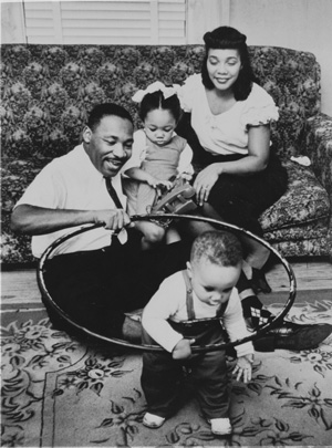 dr-martin-luther-king-jr-and-family