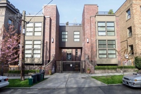 22-Seattle-Capitol-Hill-townhouses-no-pedestrian-entry-from-street-by-Matthew-Amster-Burton
