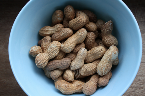 peanuts-in-bowl-flickr