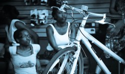 black-women-bike