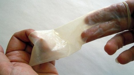 Reconstituted collagen film from beef tendon.