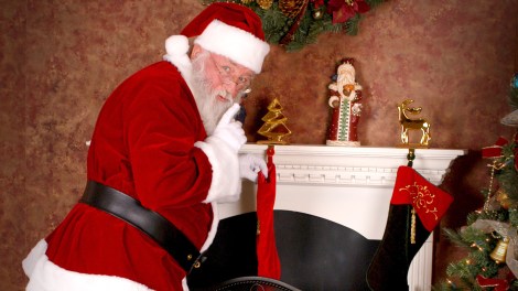 santa-stocking-fireplace-present-cropped