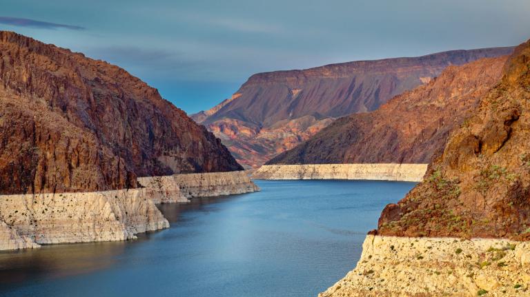 Landscape photo of the receding water levels of a river