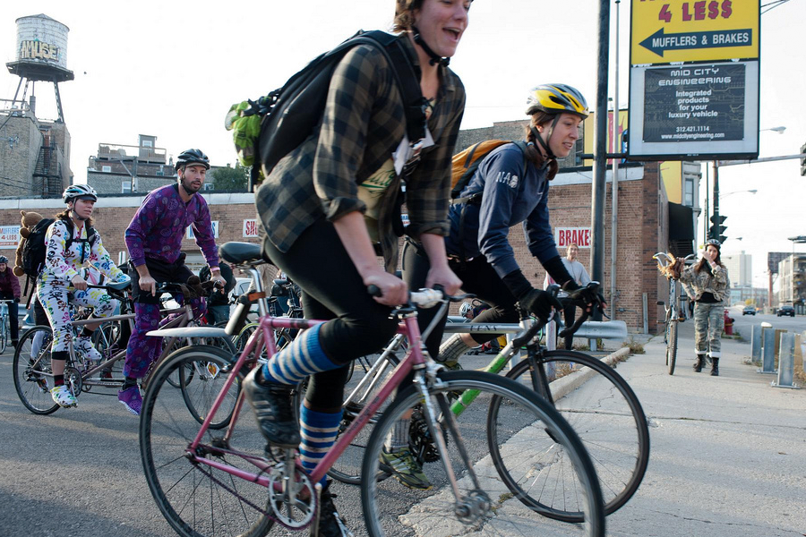 Chicago likes bikes and it’s about to prove it in a big way Grist