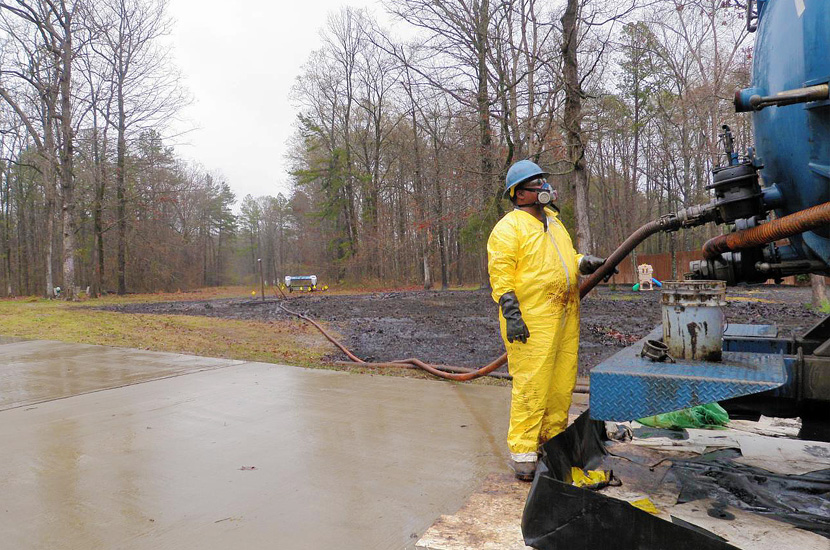 Crude awakening Exxon's Arkansas oil spill ain't pretty [SLIDESHOW]