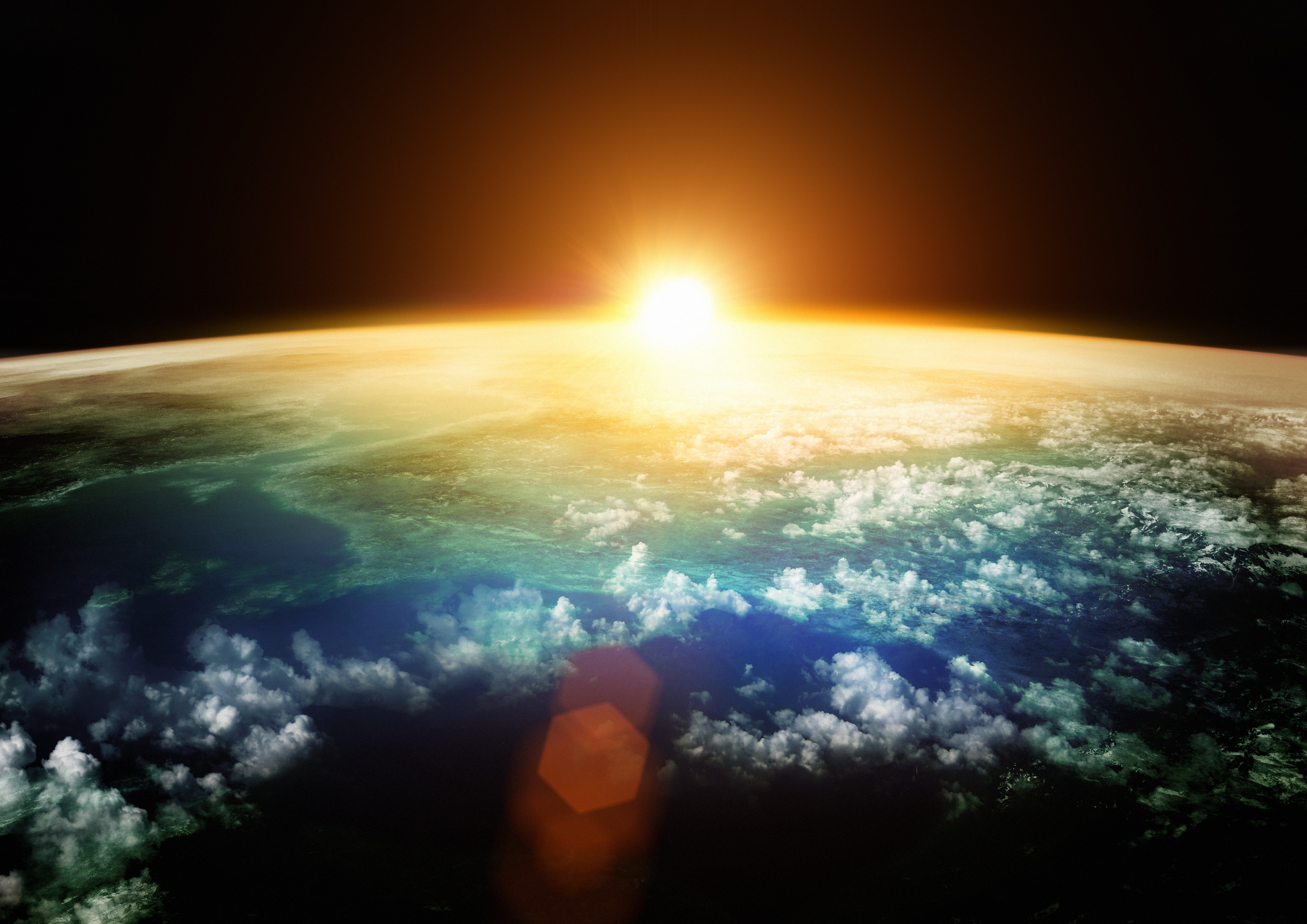 Солнечный свет достигает земли за 8 минут. Солнце в космосе. Солнце и земля. О земле и космосе. Земля и солнце в космосе.