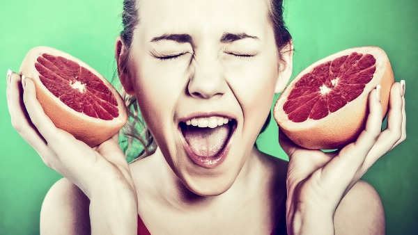 girl with grapefruit
