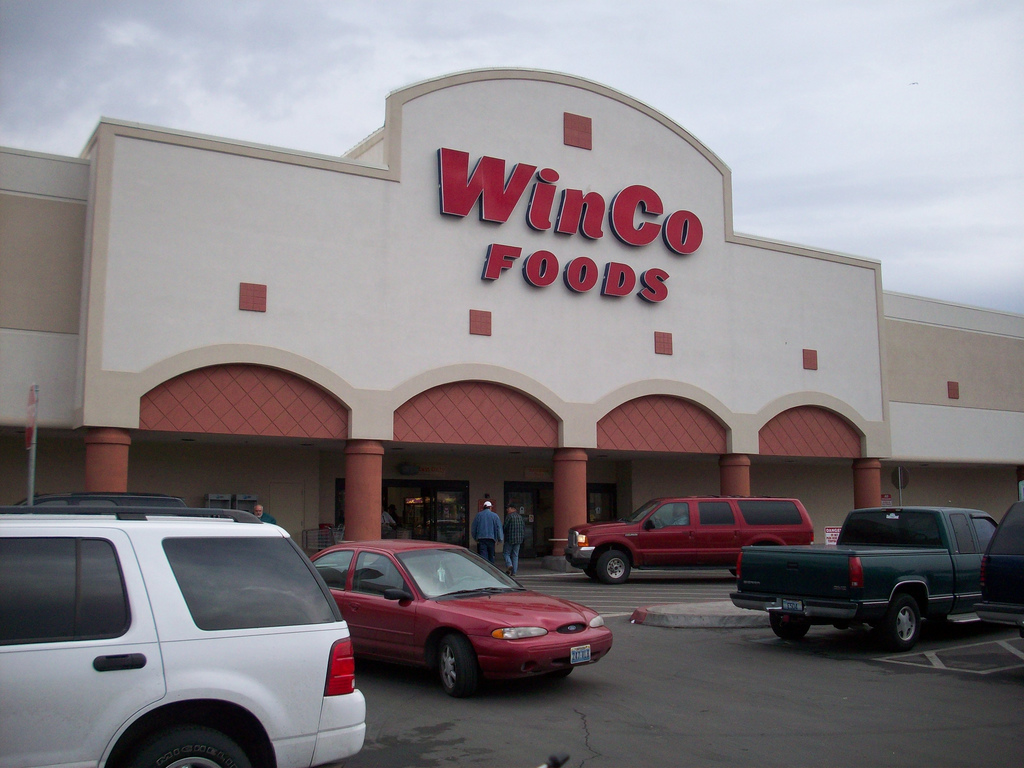 A win-Winco situation: Grocery chain treats employees well and has low prices | Grist