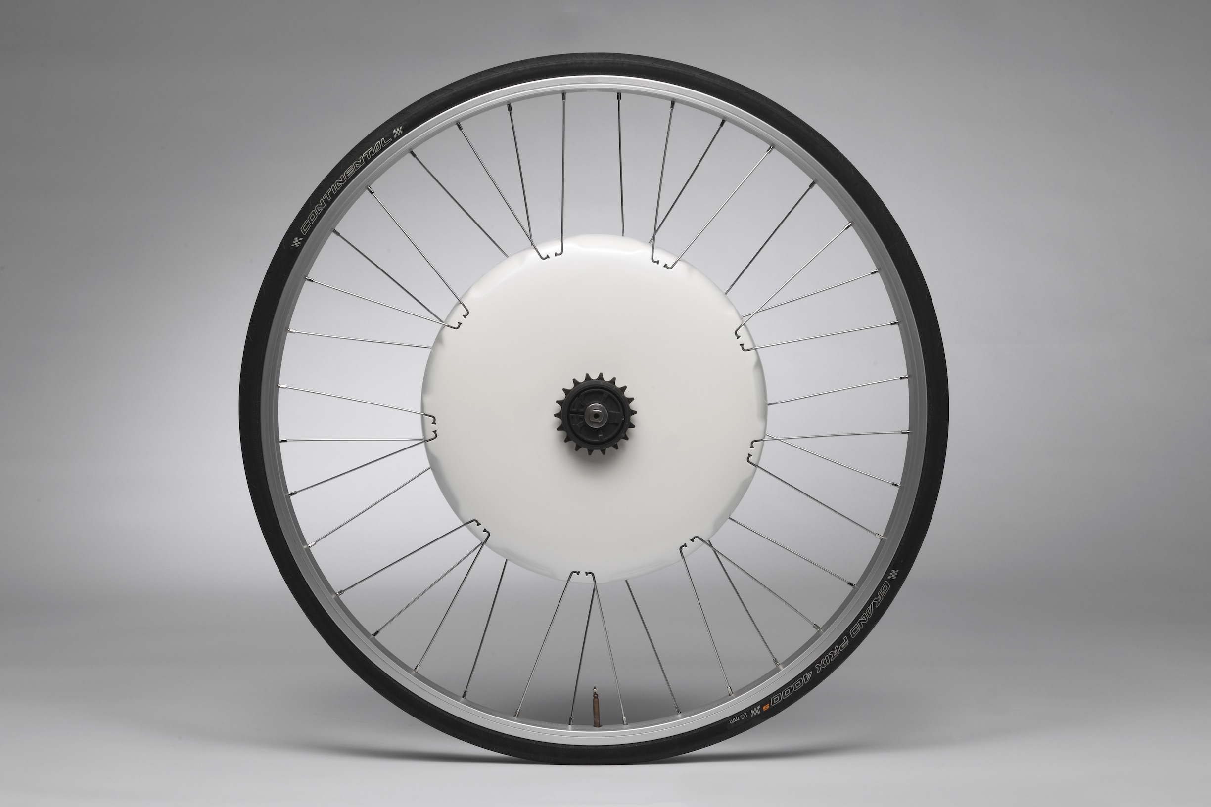 Смарт колесо для велосипеда купить. Велоколесо 26. «Велосипедное колесо» Марселя Дюшампа. Колесо велосипеда. Электрическое колесо для велосипеда.