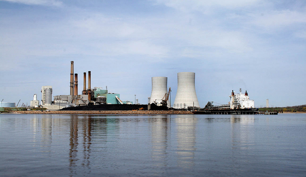 One giant coal plant reopening in Minnesota, another shuttering in