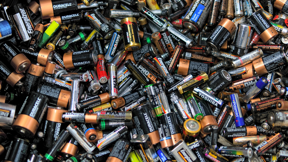 Faial Radioaktiv rynker Ask Umbra: What do I do with all these dead batteries? | Grist
