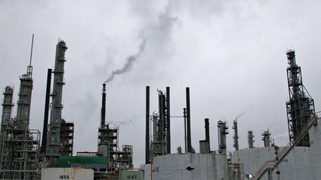 Oil refineries in Louisiana have accidents almost every day | Grist