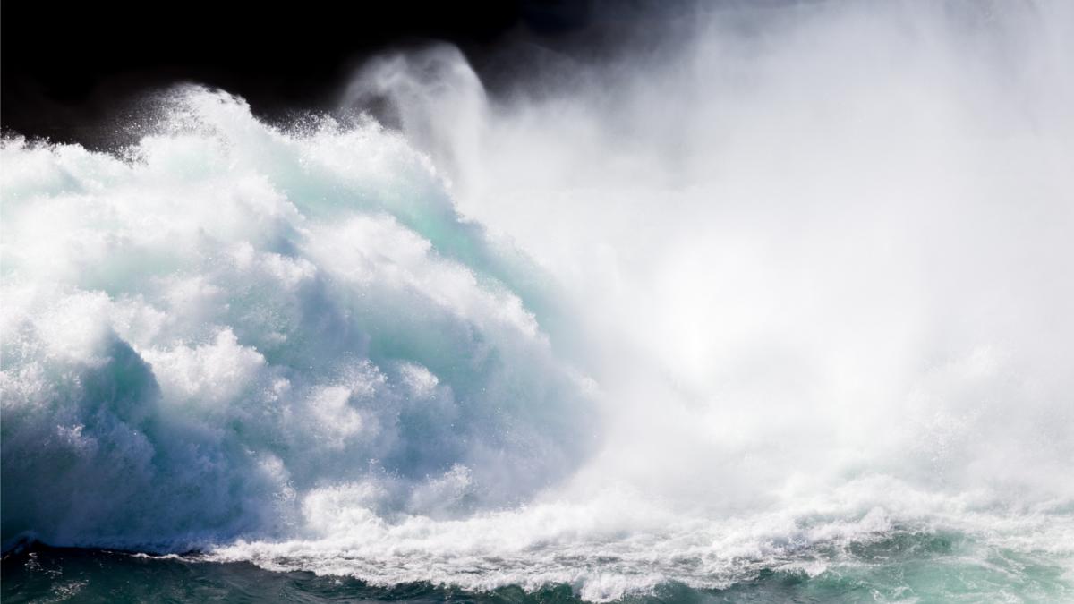 crashing wave