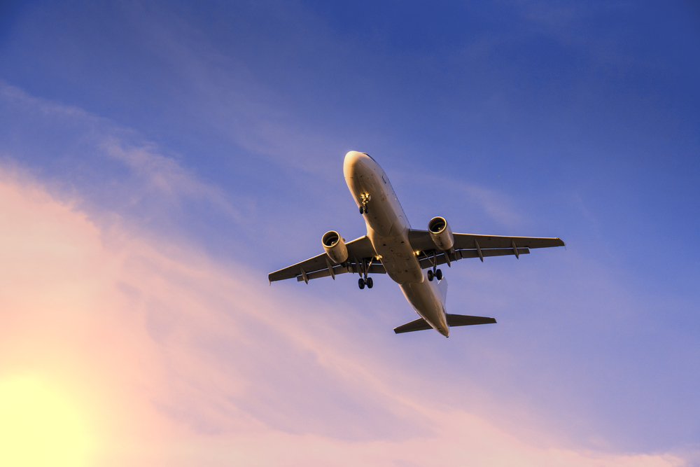 Planes' gains & automobiles: Air travel outpaces driving in fuel ...