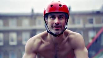 Cycling naked might be the best way to get drivers to pay attention | Grist