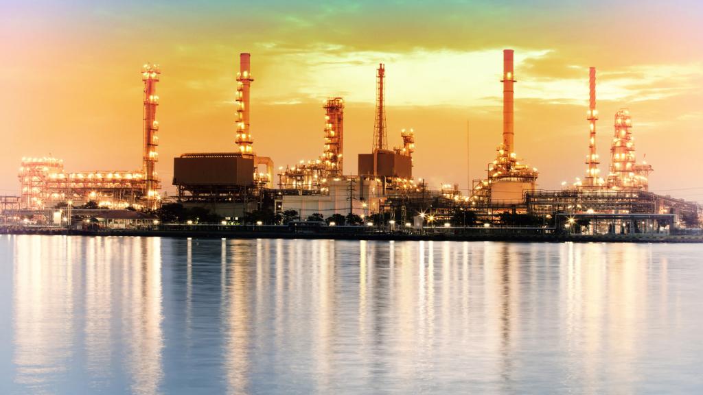 refinery on the coast