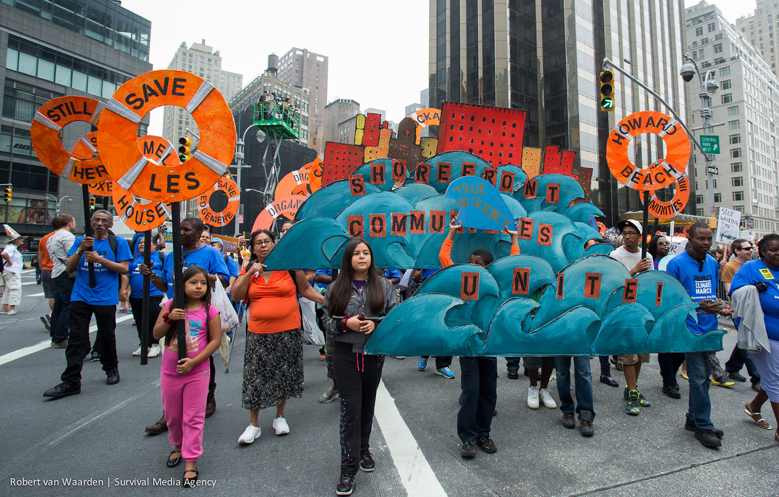 Check out these great photos of the NYC climate march Grist