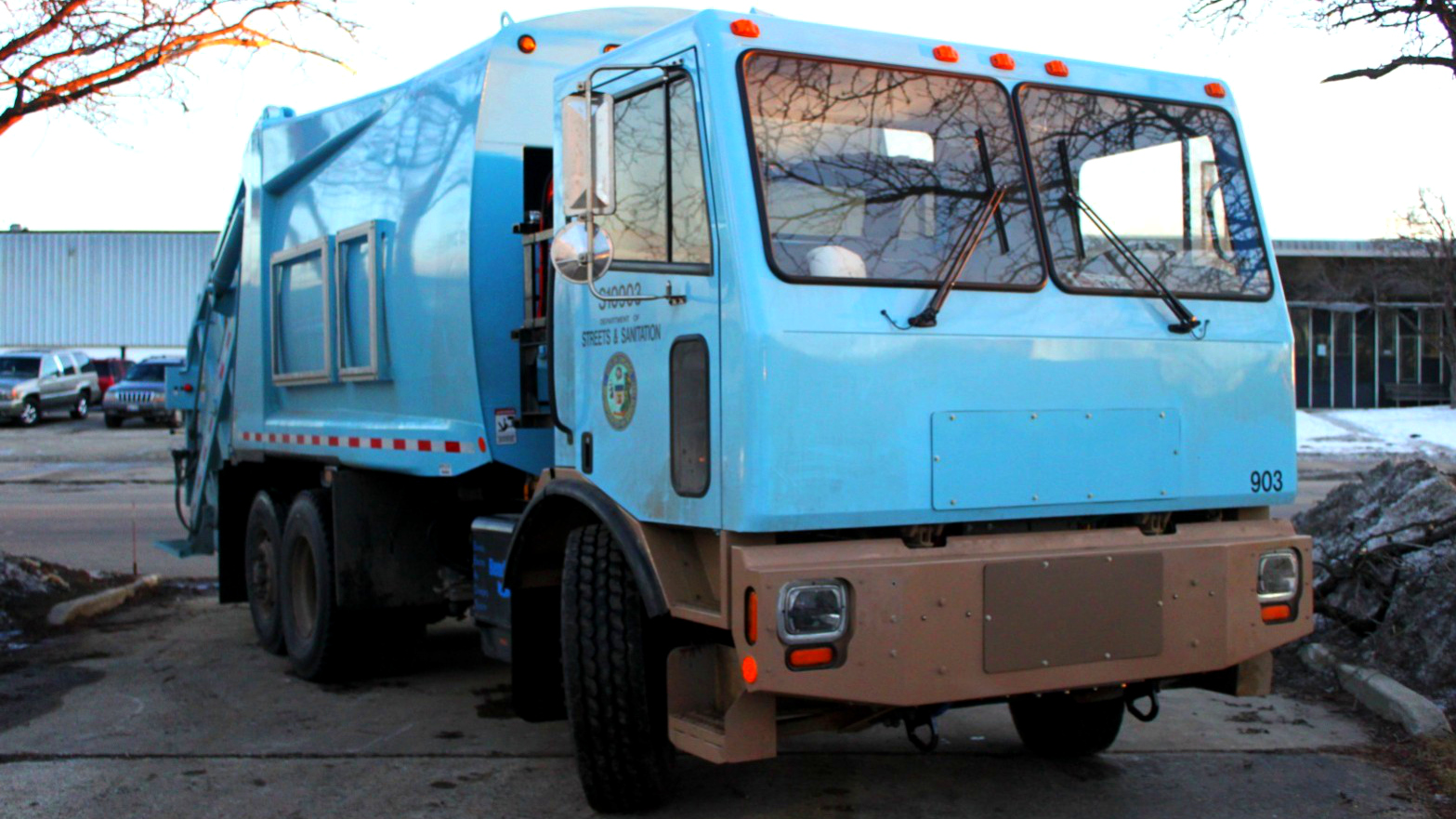 Motiv Power Systems electric garbage truck