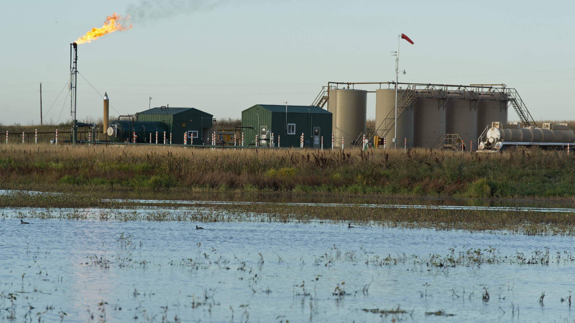 Money, death, and danger in North Dakotas fracking capital Grist picture