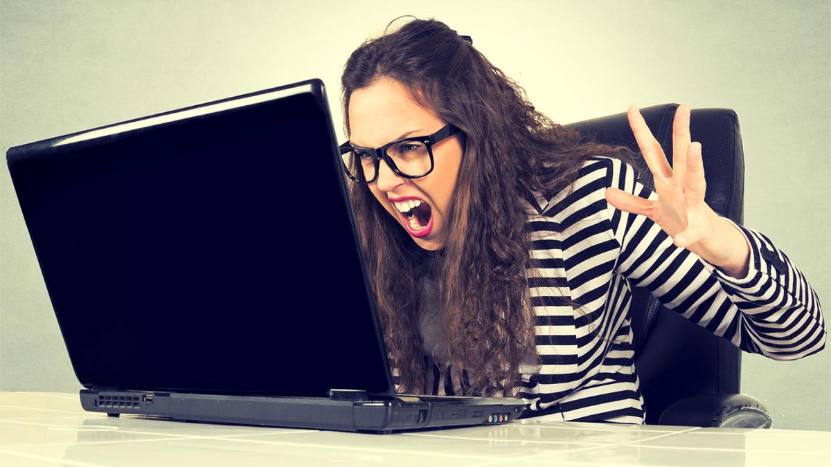 Selective focus on the angry businesswoman