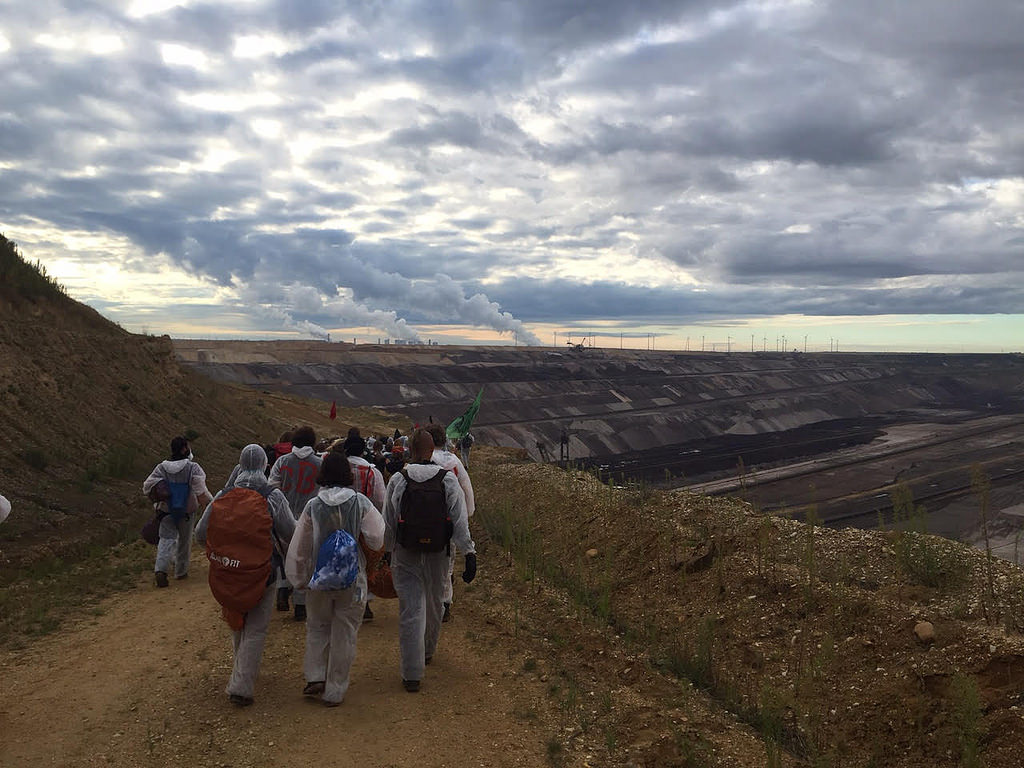 Check out these amazing photos of activists shutting down a coal mine ...