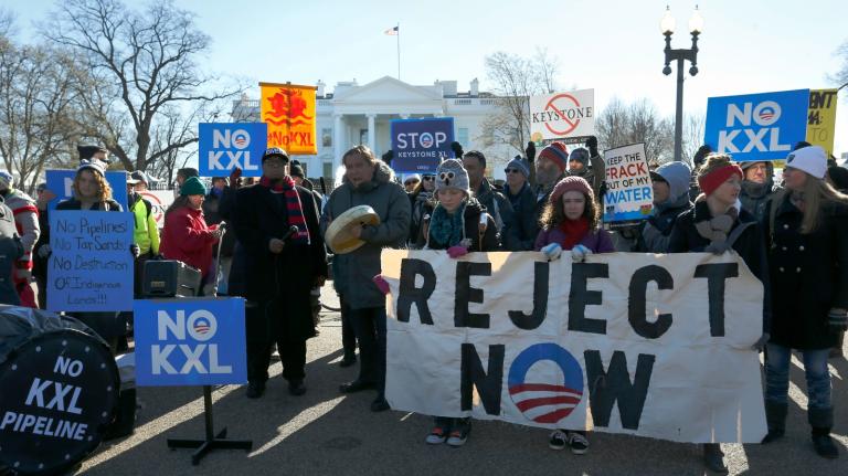 Keystone protest in front of White House
