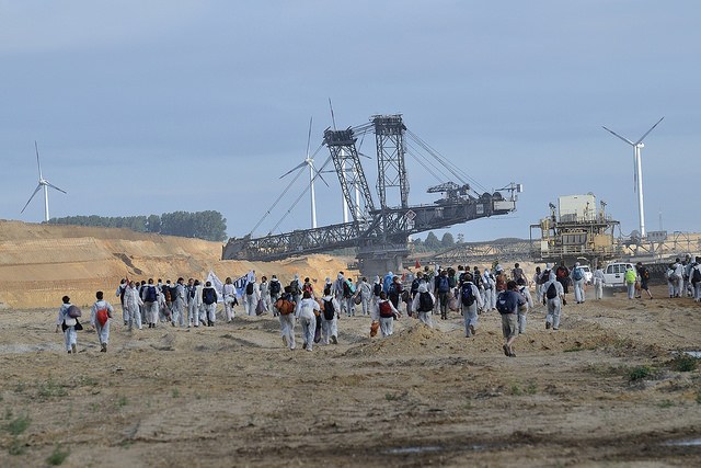 Check out these amazing photos of activists shutting down a coal mine ...