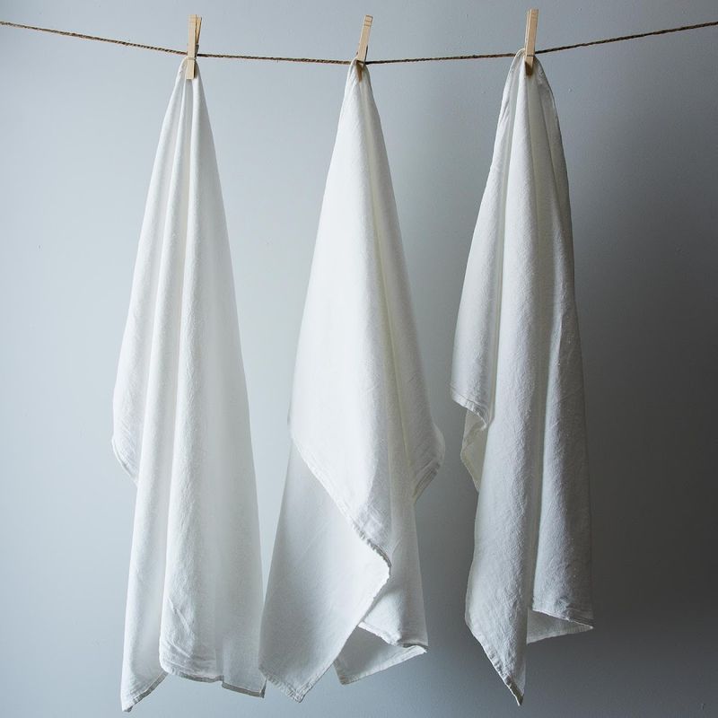 We used, ahem, well-loved Flour Sack Towels from our test kitchen for dyeing