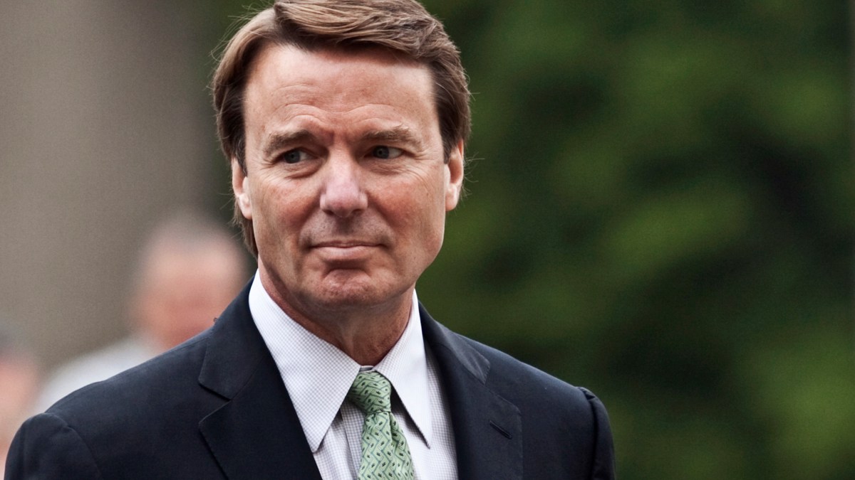 John Edwards tries to weasel his way in on the Volkswagen emission suit