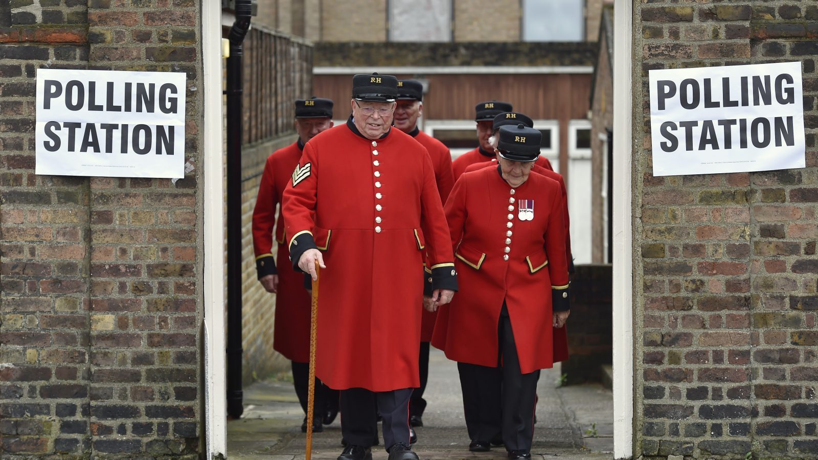 Chelsea Pensioners leave after voting in the EU referendum, at a polling station in Chelsea in London, Britain June 23, 2016.