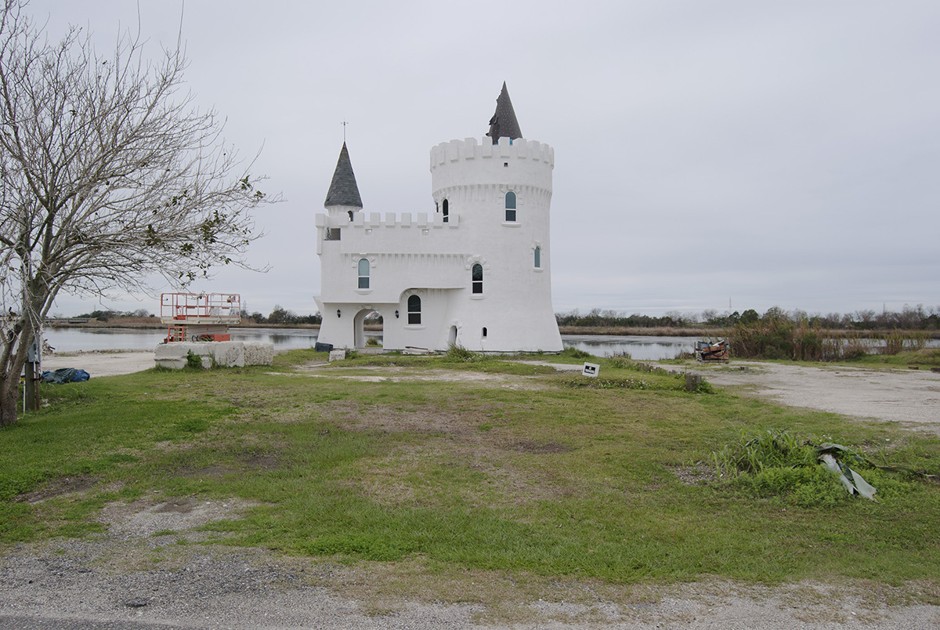 Irish Bayou Little Castle, Route 11.
