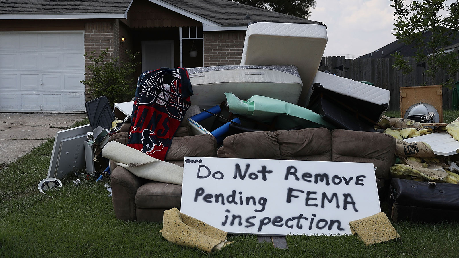 npr-investigation-finds-fema-aid-favors-the-rich-and-white-grist