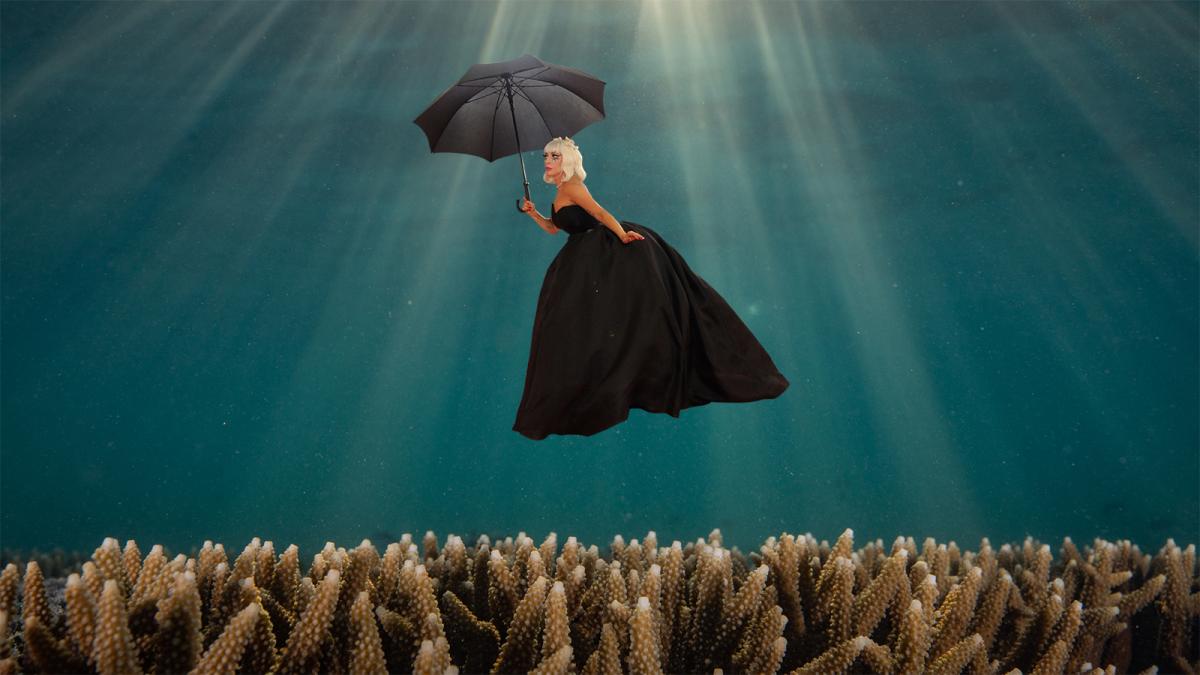 Featured image of Lady Gaga Underwater