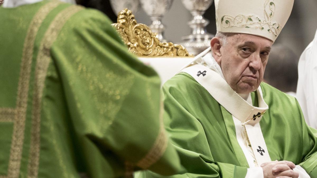The pope might make destroying the earth a sin. Will Catholics listen ...