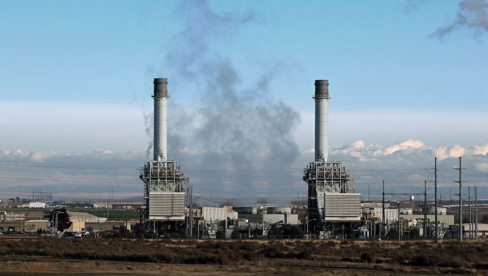 Natural gas fueled electricity generating power plant near Hermiston Oregon. (Photo by: Education Images/Universal Images Group via Getty Images)