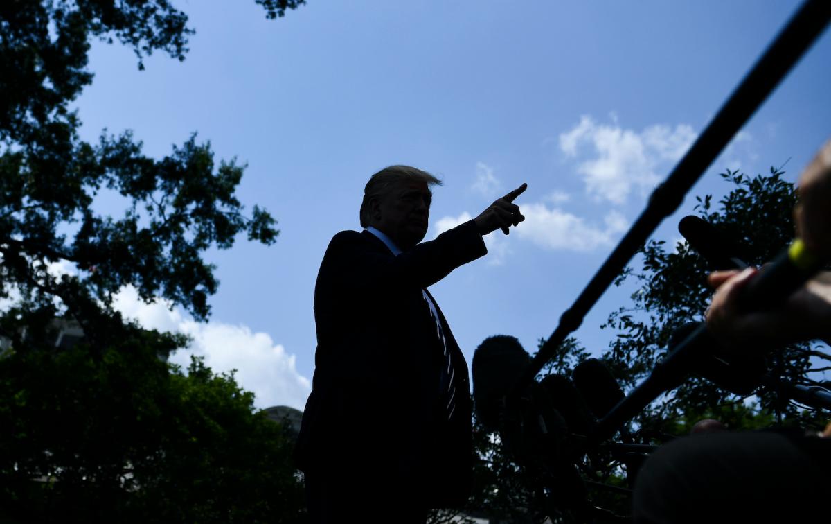 trump silhouette