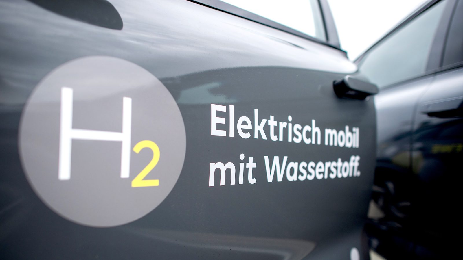 photo of German hydrogen-fueled car