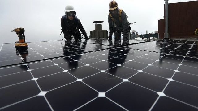 California's Energy Commission To Vote On Solar Panel Mandate For New Homes