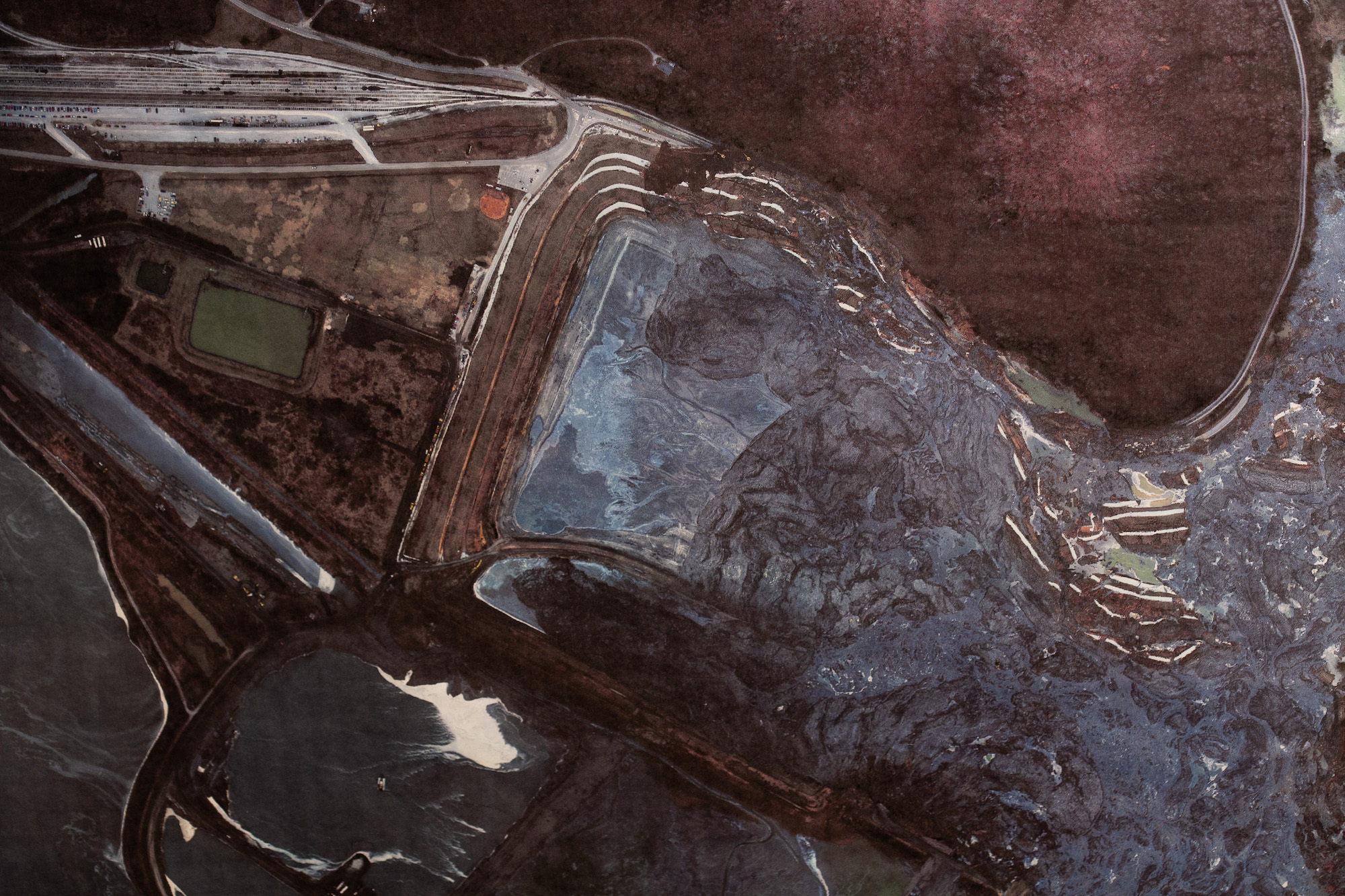 A 2009 aerial photo of coal fly ash slurry near Harriman, Tennessee.