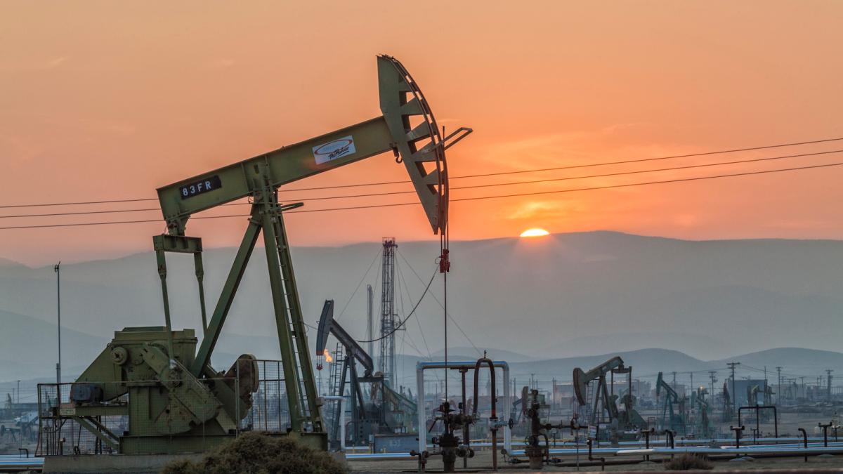 Oil pumpjacks in California
