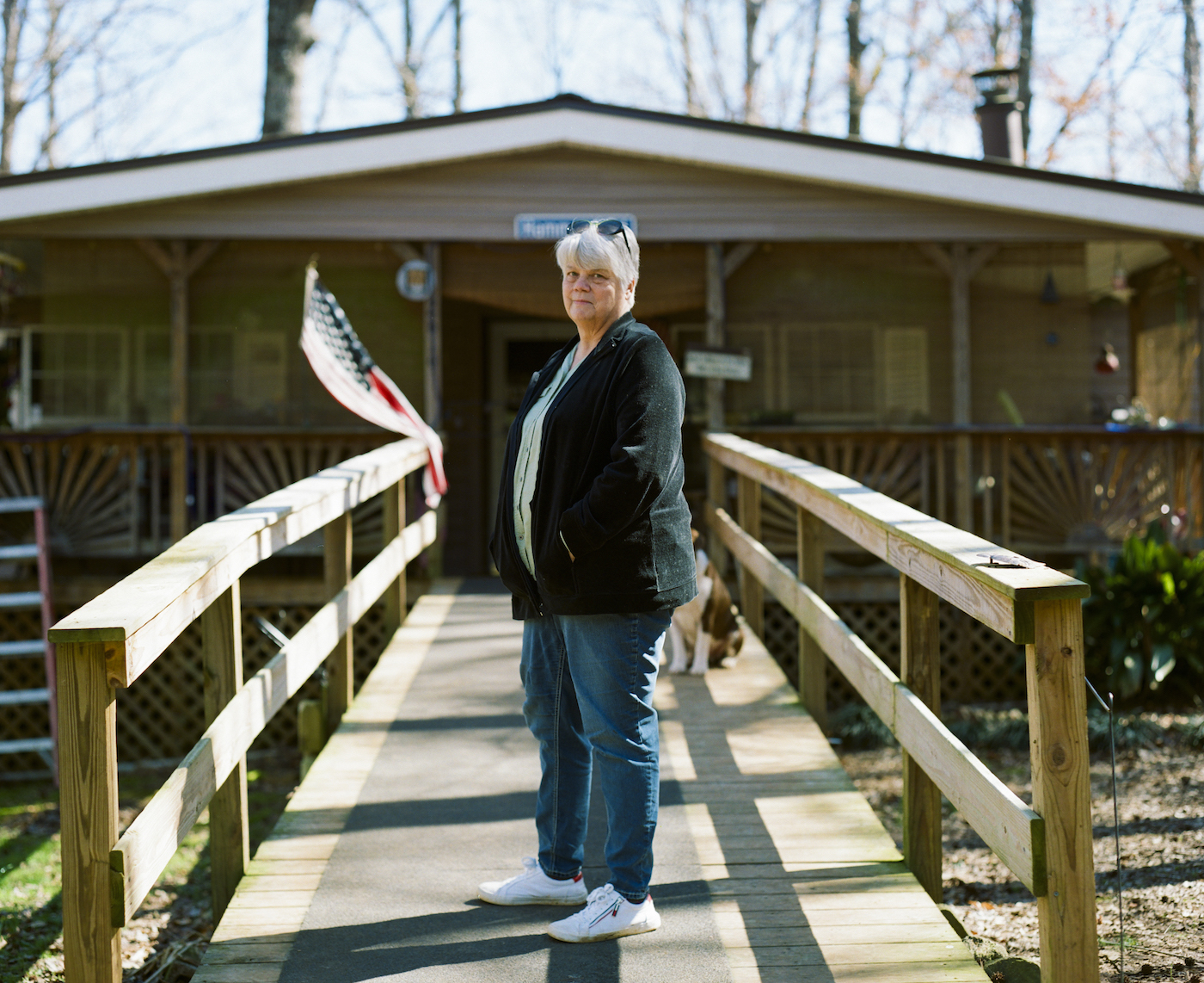 Gloria Hammond stands in front of her home on Luther Smith Road in Juliette, Georgia on February 17th, 2021.