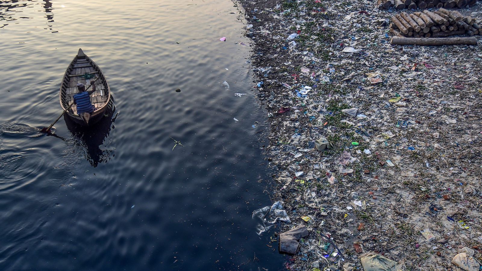 Plastic pollution in Bangladesh