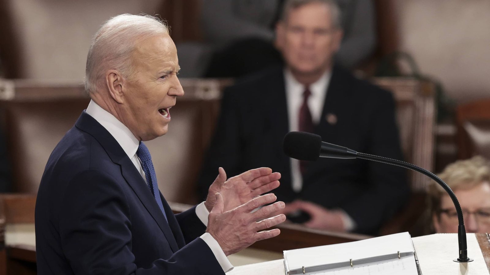 As scientists sound the alarm on climate, Biden’s State of the Union barely mentions it thumbnail