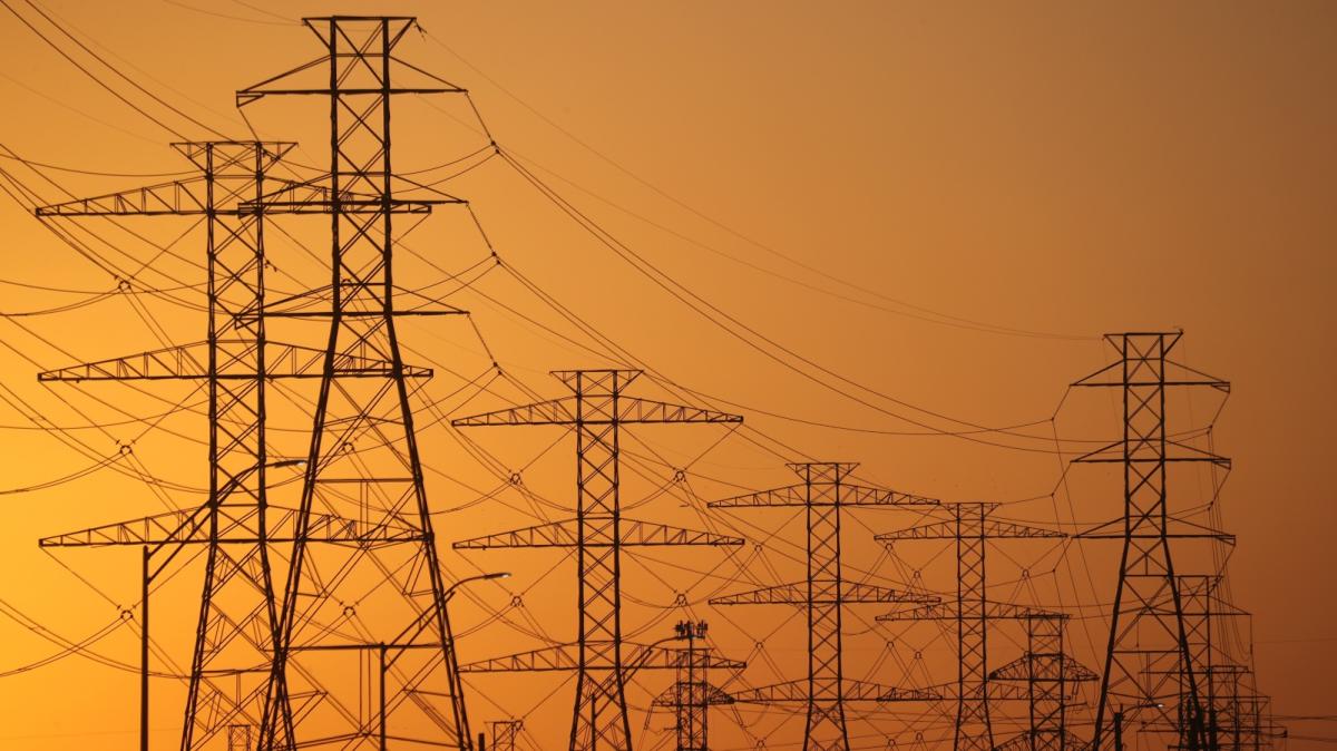 electric utilities transmission wires Houston Texas