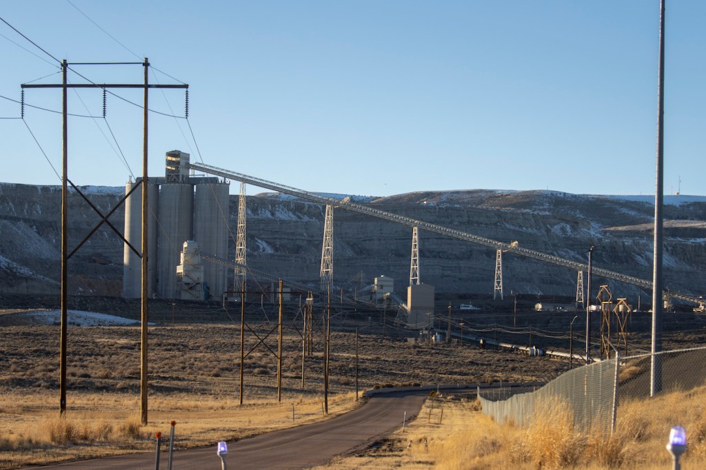 How a new subsidy for ‘green hydrogen’ could set off a carbon bomb